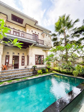 Swikara White House